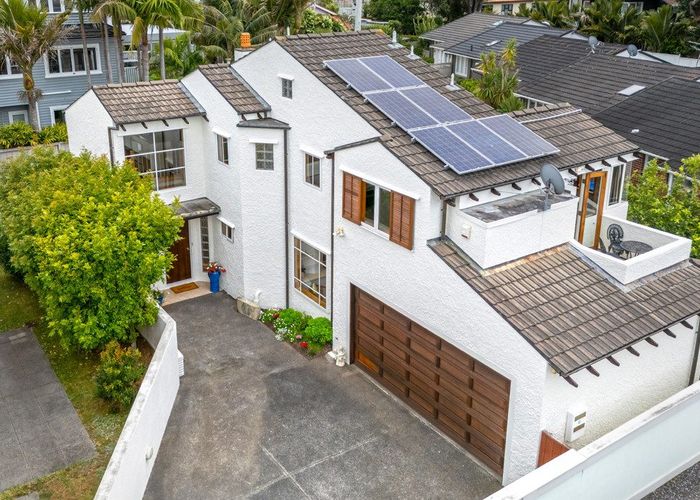  at 2/14 Sanders Avenue, Takapuna, North Shore City, Auckland
