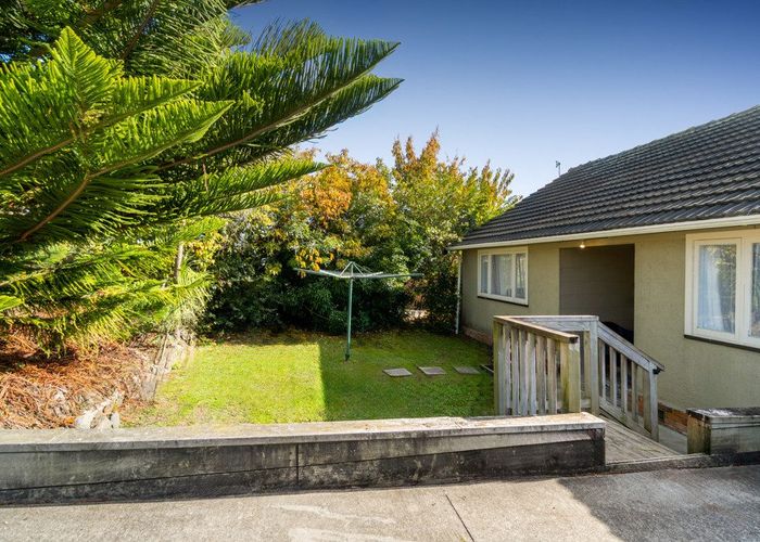  at 3 Nile Road, Kelston, Waitakere City, Auckland