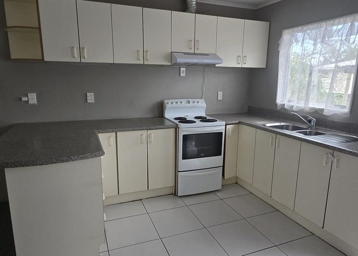  at 18A Greenmeadows Ave, Manurewa East, Manukau City, Auckland