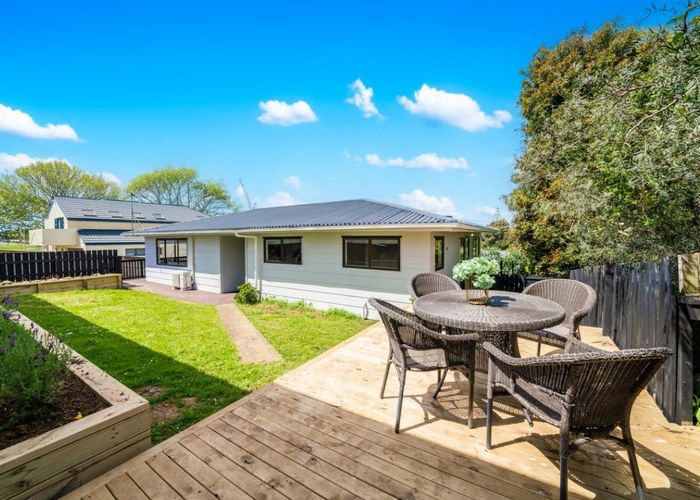  at 2/10b Rayma Place, Mount Wellington, Auckland City, Auckland