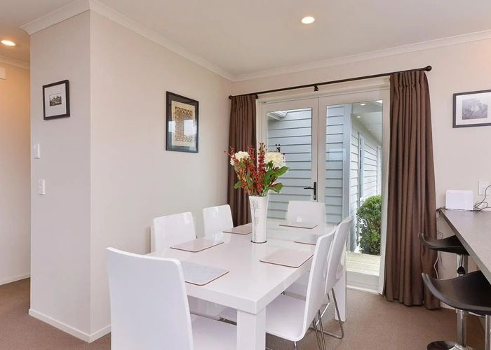  at 31 McEwen Crescent, Riverstone Terraces, Upper Hutt, Wellington