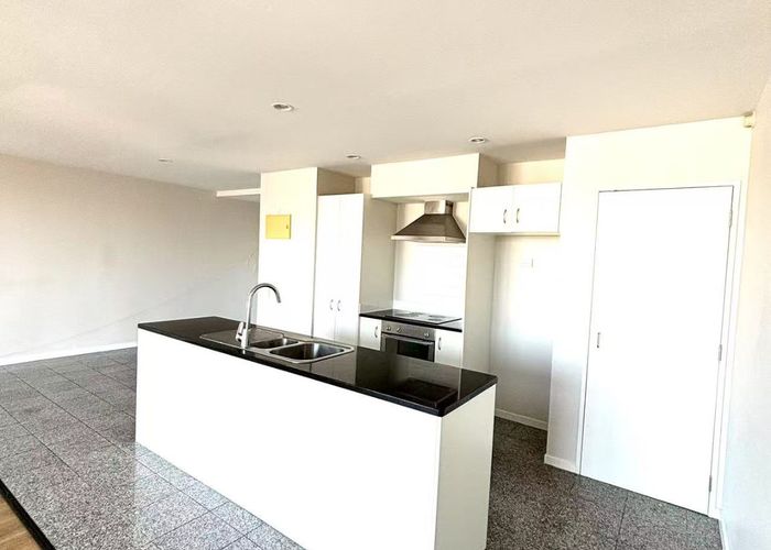  at 2F/399 Manukau Road, Epsom, Auckland City, Auckland