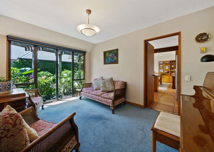  at 8B Myrtle Street, Hutt Central, Lower Hutt