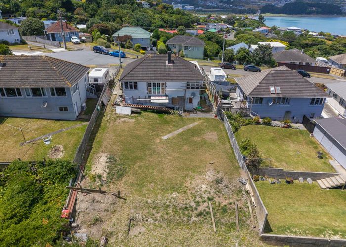 at 27 Spur Grove, Titahi Bay, Porirua, Wellington