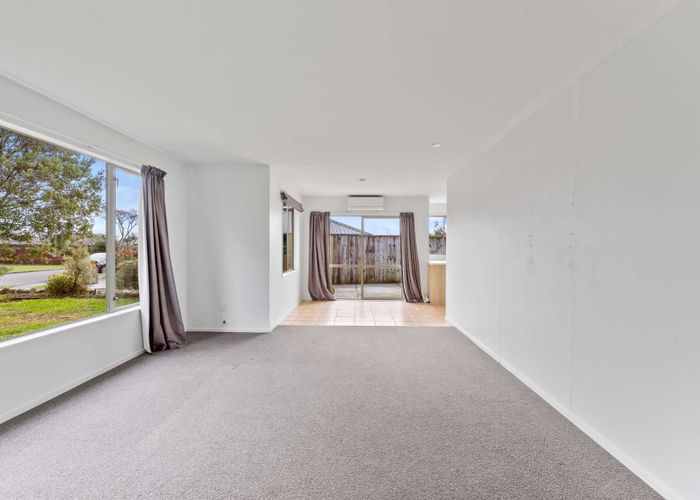  at 6 Paramu Place, Richmond
