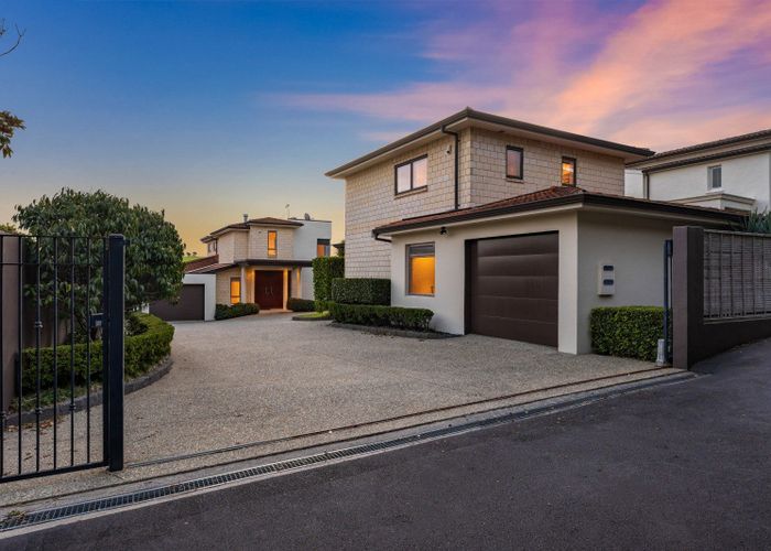  at 10 Ronaki Road, Mission Bay, Auckland City, Auckland