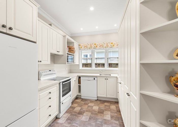  at 25 Maire Street, Woburn, Lower Hutt