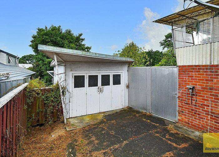  at 674 Richardson Road, Mount Roskill, Auckland City, Auckland