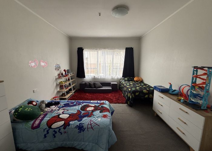  at 1/92 Tiri Road, Matakatia Bay, Rodney, Auckland