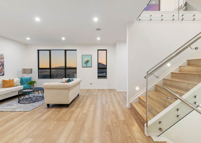  at 18 Glann Lane, Flat Bush, Auckland