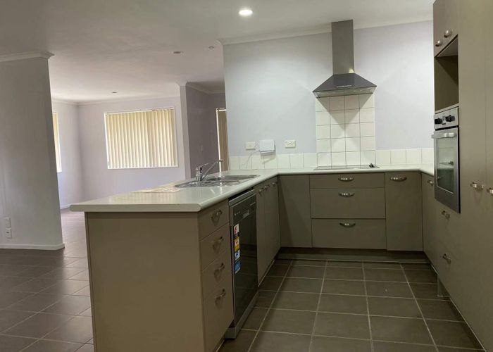  at 1 Carol Lee Place, Albany Heights, Auckland