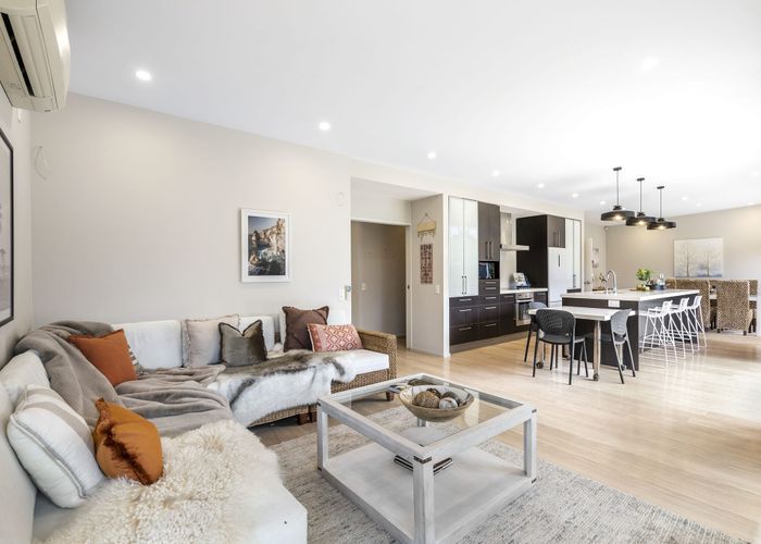  at 9 Columbia Crescent, Beachlands, Auckland