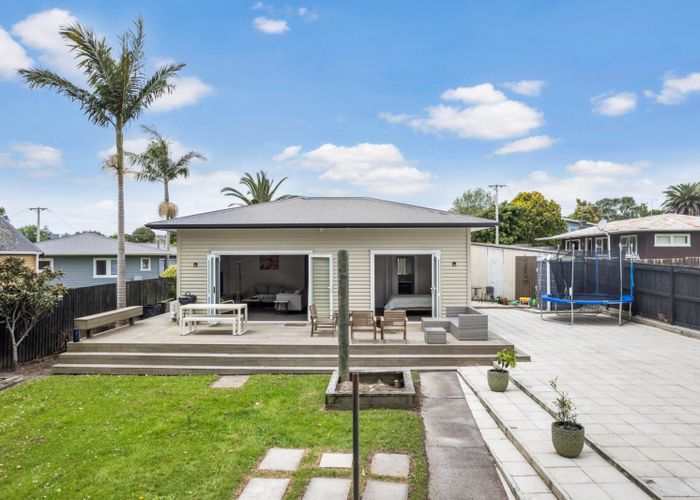  at 214B Birkdale Road, Birkdale, Auckland