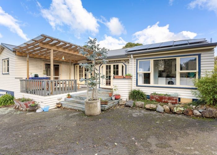  at 2 Hillcrest Road, Palmerston North