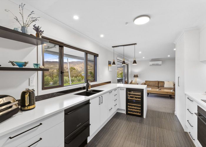  at 9 Mallett Lane, Cromwell, Central Otago, Otago