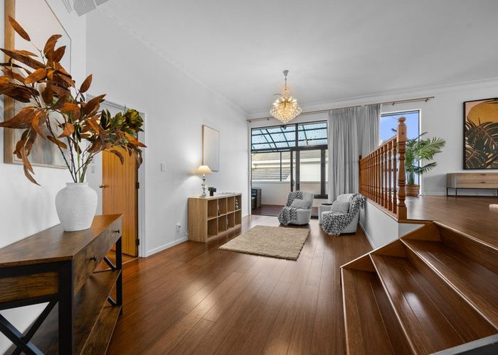  at 7 Cherub Place, West Harbour, Waitakere City, Auckland