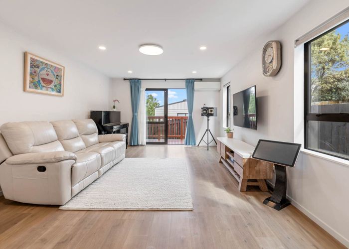  at 39A Gosford Drive, Botany Downs, Manukau City, Auckland