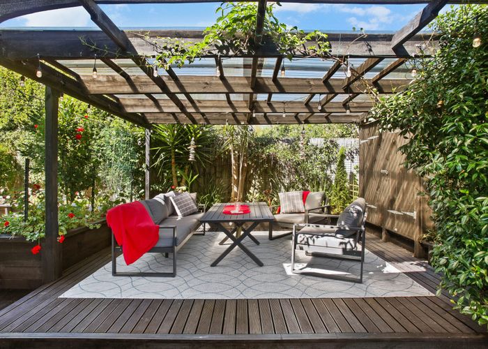 at 2/58 Drake Street, Howick, Auckland
