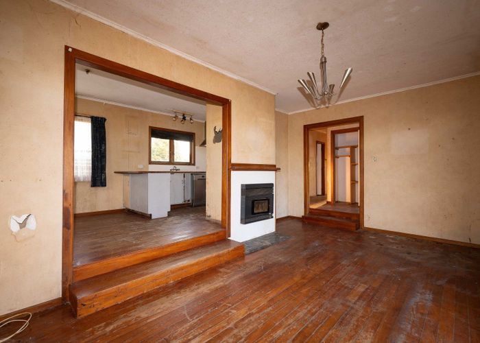  at 19 Dunlop Road, Te Puke