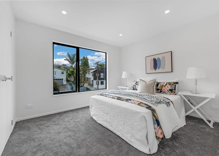  at 1 & 7/31 Sheridan Drive, New Lynn, Waitakere City, Auckland
