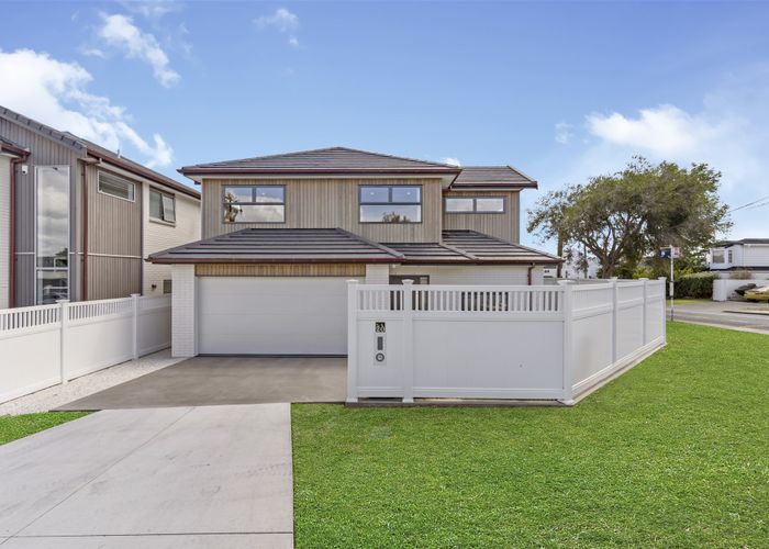  at 20 Lynton Road, Bucklands Beach, Auckland