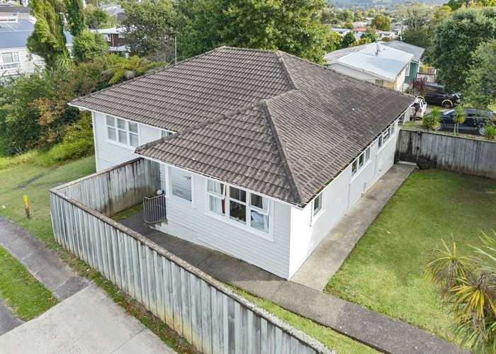  at 17 Choice Avenue, Henderson, Waitakere City, Auckland