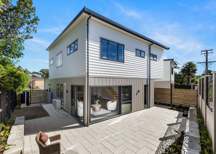  at 15 Schnapper Rock Road, Greenhithe, North Shore City, Auckland