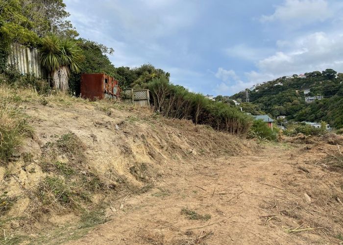  at 76 Curtis Street, Northland, Wellington