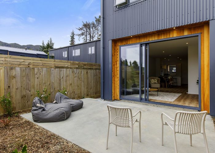  at 7/33 Raukawa Street, Stokes Valley, Lower Hutt, Wellington