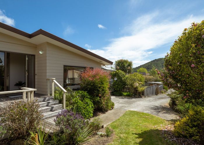  at 5 Bayview Drive, Waikawa, Picton