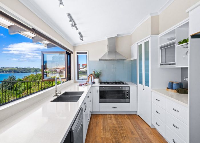  at 86 Ardern Avenue, Stanmore Bay, Whangaparaoa