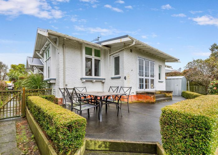  at 293 Saint Hill Street, Whanganui