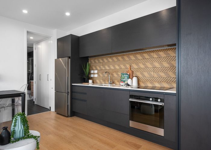  at 302/10 Auburn Street, Takapuna, Auckland