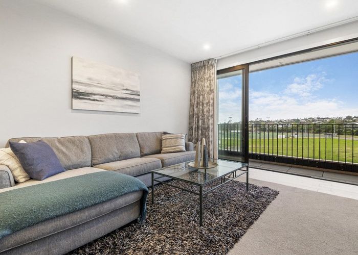  at 18/4 Stables Lane, Millwater, Rodney, Auckland