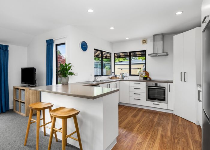  at 8A Bowenvale Avenue, Cashmere, Christchurch