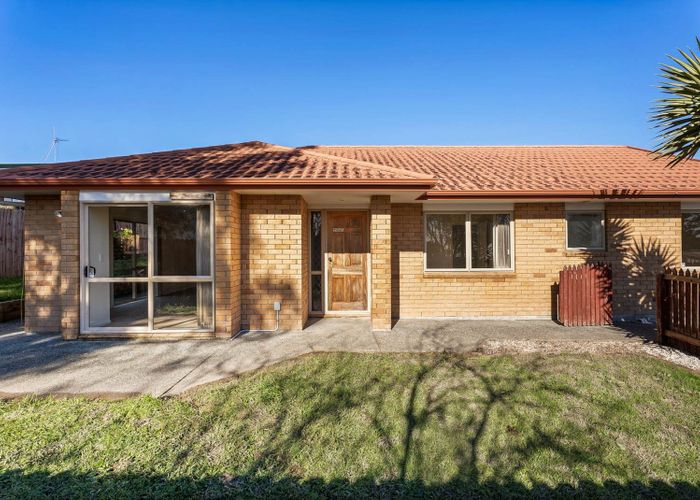  at 15a Blease Street, New Lynn, Waitakere City, Auckland