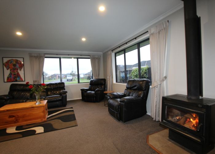  at 6 Twain Crescent, Owhata, Rotorua