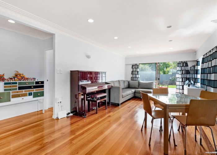  at 4/3 Matai Road, Greenlane, Auckland