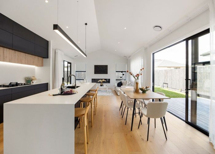  at 23 The Meadows Drive, Flagstaff, Hamilton