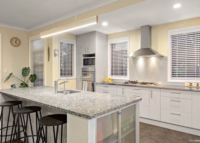  at 6 Ellivani Rise, Pukekohe, Franklin, Auckland