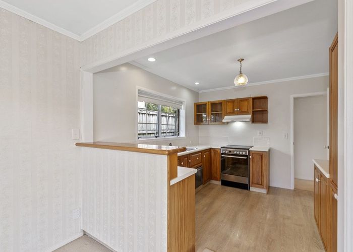  at 33 White Heron Drive, Massey, Waitakere City, Auckland