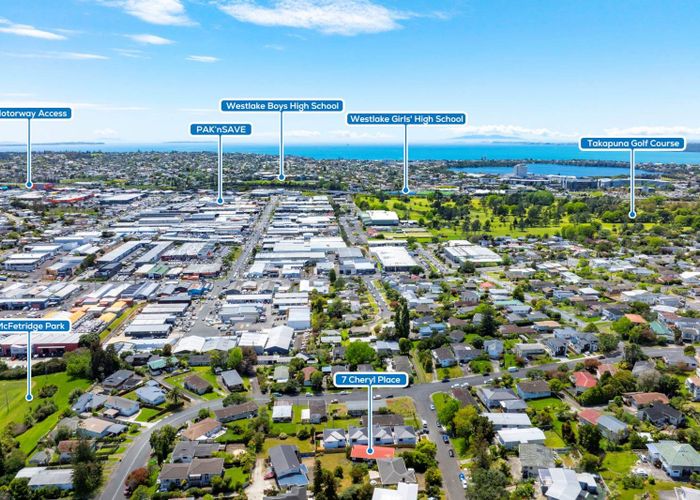  at 7  Cheryl Place, Hillcrest, North Shore City, Auckland
