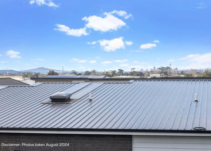  at 52 Vincent McGrath Crescent, Swanson, Waitakere City, Auckland
