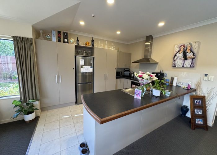  at 6a Neeve Place, Taradale, Napier, Hawke's Bay