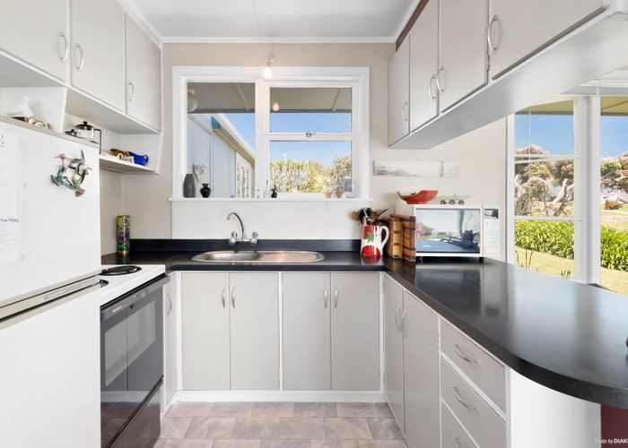  at 23 Seaview Terrace, Manukau Heads, Āwhitu