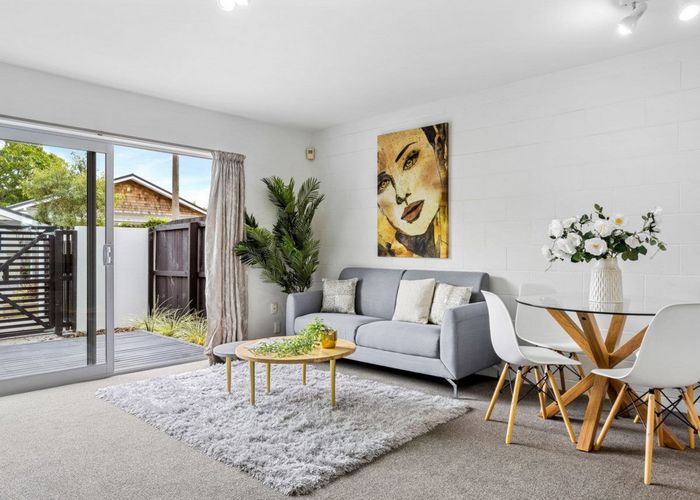  at 8 Dawson Street, Christchurch Central, Christchurch