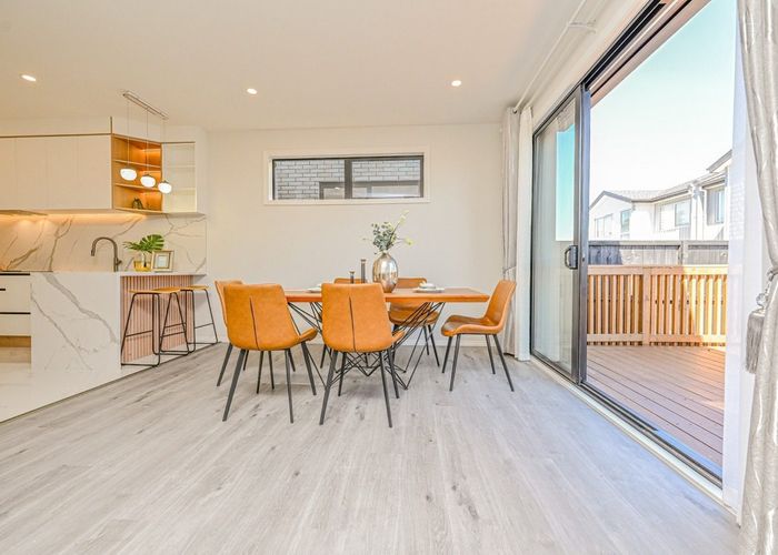  at 1C Galloway Crescent, Farm Cove, Manukau City, Auckland