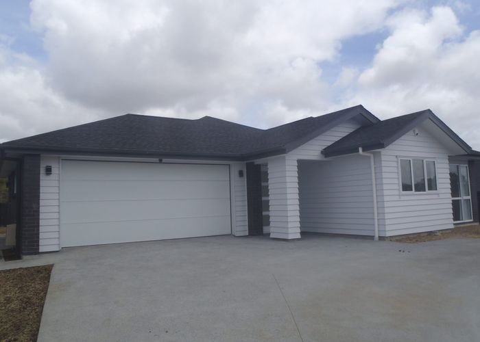  at 21 Eastview Crescent, Stanmore Bay, Whangaparaoa