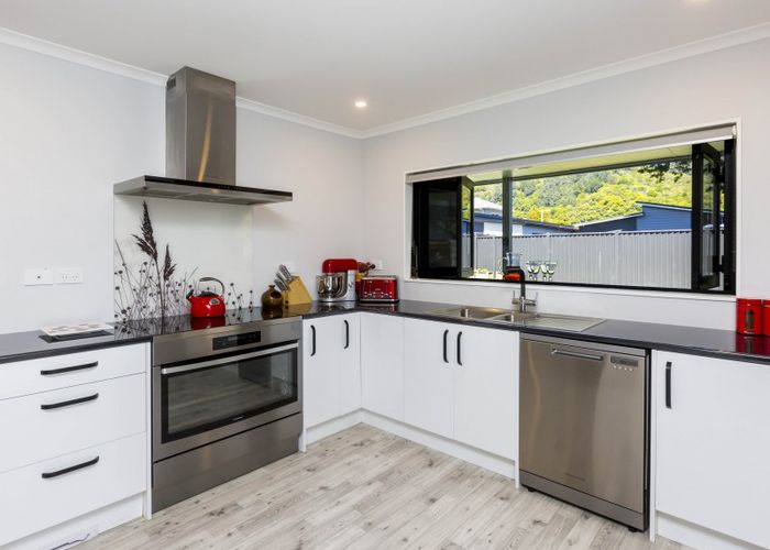  at 17 Gilruth Road, Wallaceville, Upper Hutt