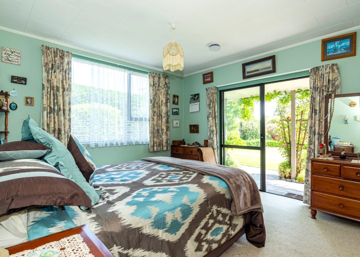  at 12 Elgin Street, Normanby